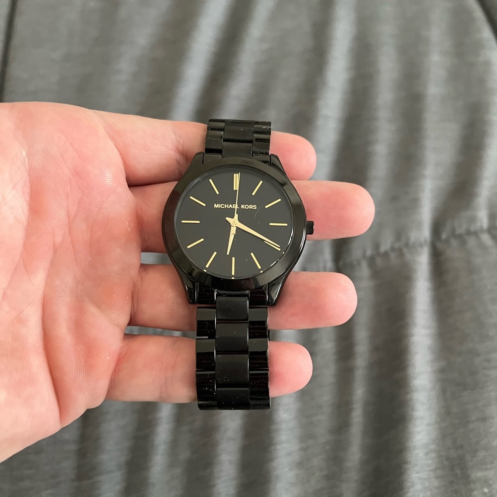 Slim Runway Black-Tone Stainless Steel Bracelet Watch 42mm